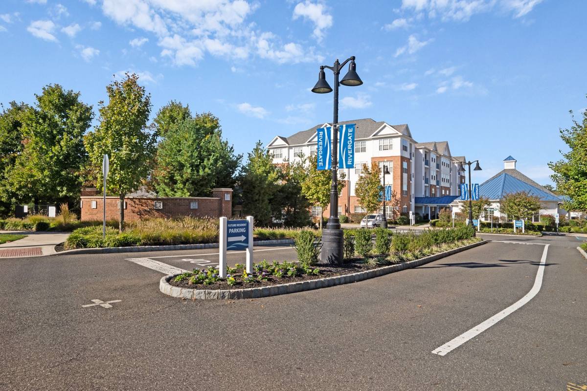 Apartment for rent at 500 Bluff View Cr, Bordentown, NJ 08505