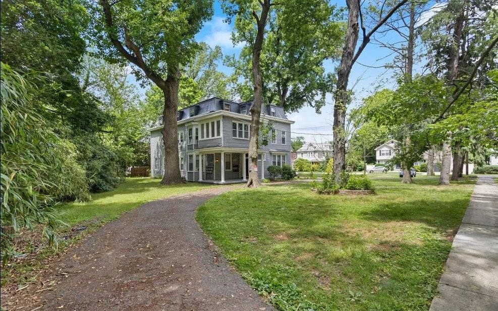 Apartment for rent at 117 E Walnut Ave #D, Merchantville, NJ 08109