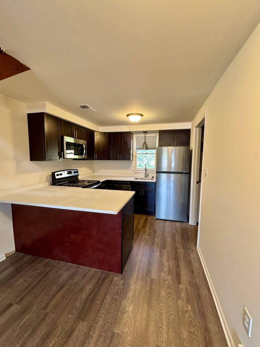 Townhouse for rent at 4 Concord Court, Tonawanda, NY 14150