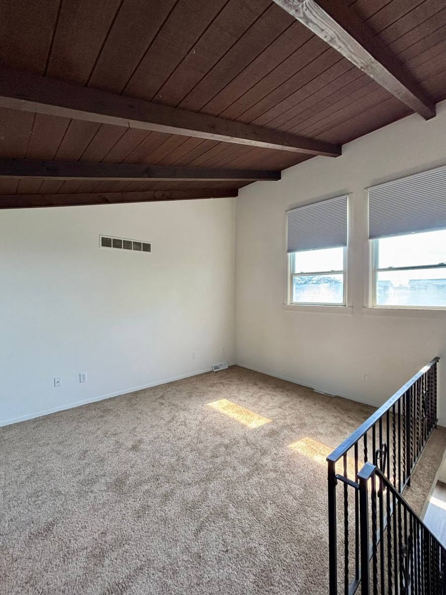 Townhouse for rent at 4 Concord Court, Tonawanda, NY 14150