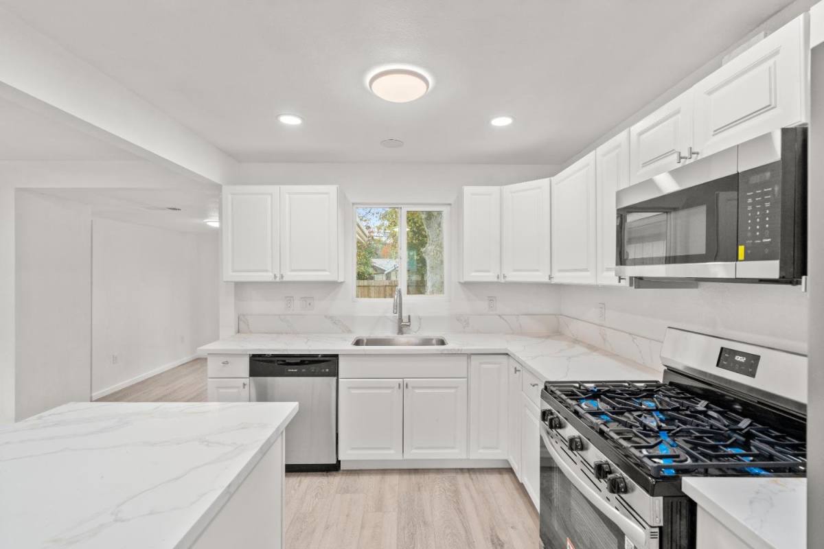 House for rent at 2391 Carlsbad Ave, Sacramento, CA 95821