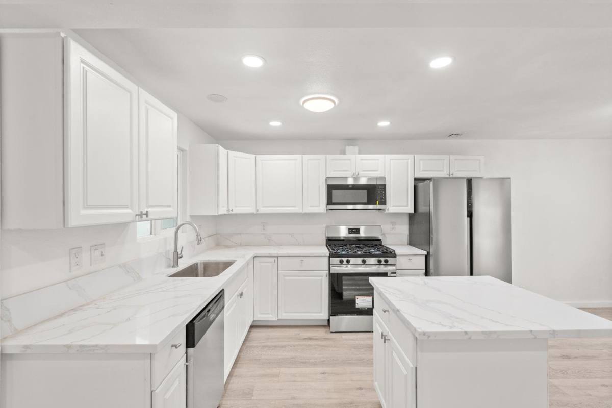 House for rent at 2391 Carlsbad Ave, Sacramento, CA 95821