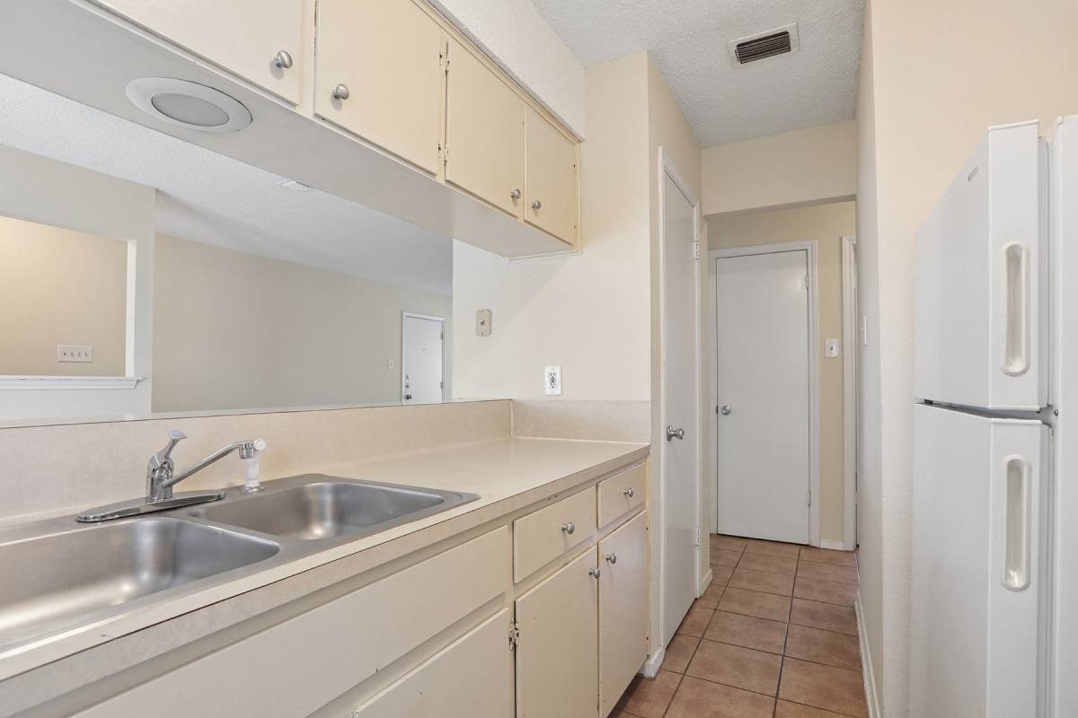 Apartment for rent at 3114 Plantation Rd #A, Austin, TX 78745