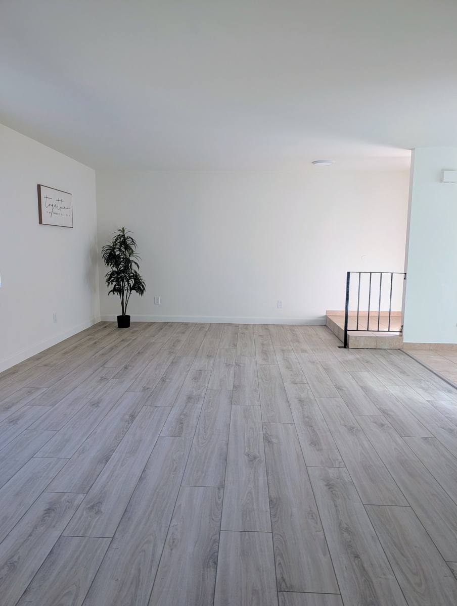 Apartment for rent at 2890 W235th St #9, Torrance, CA 90505