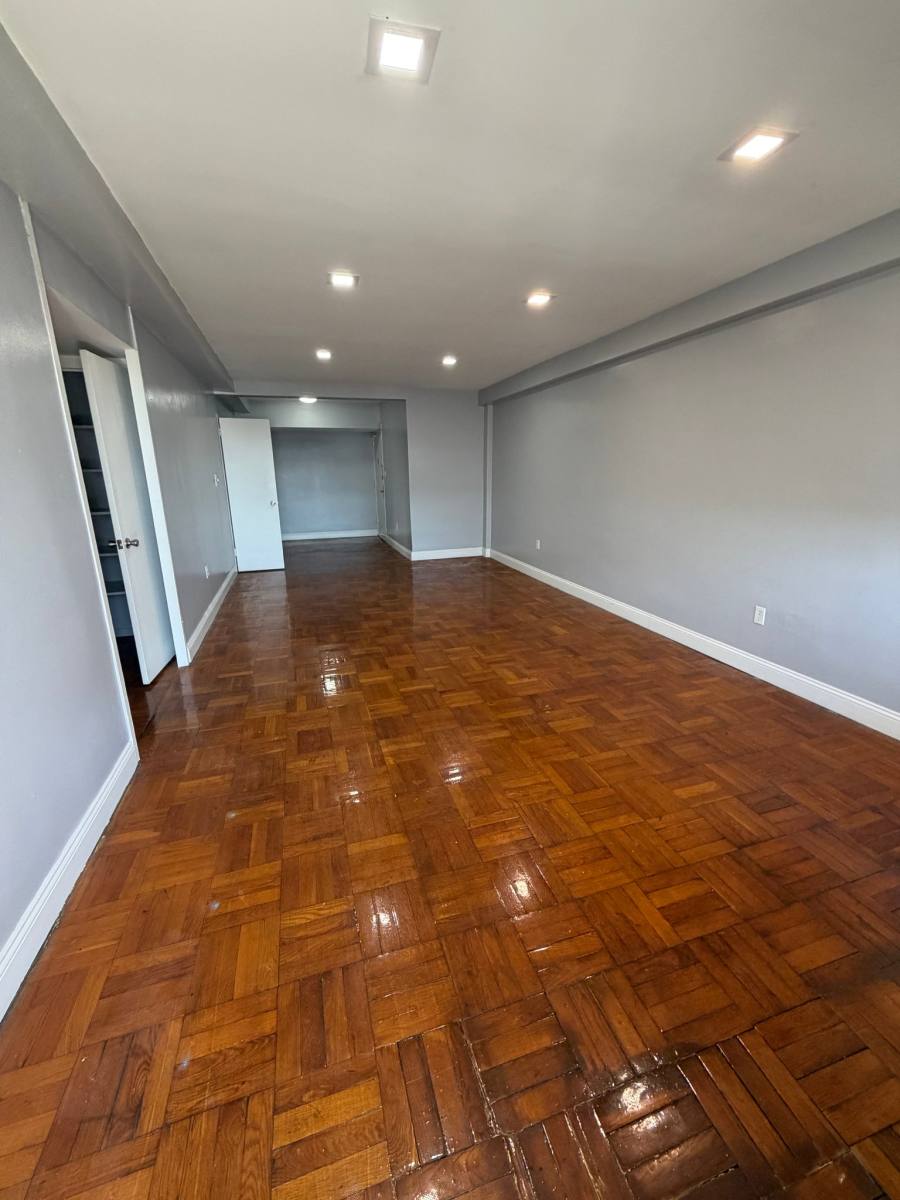 Apartment for rent at 56 S Munn Ave #7G, East Orange, NJ 07018