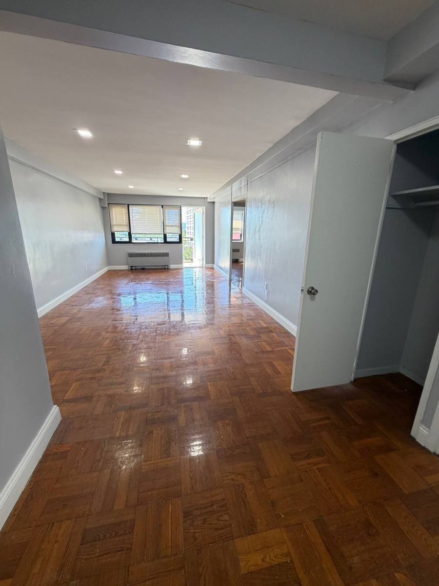 Apartment for rent at 56 S Munn Ave #7G, East Orange, NJ 07018