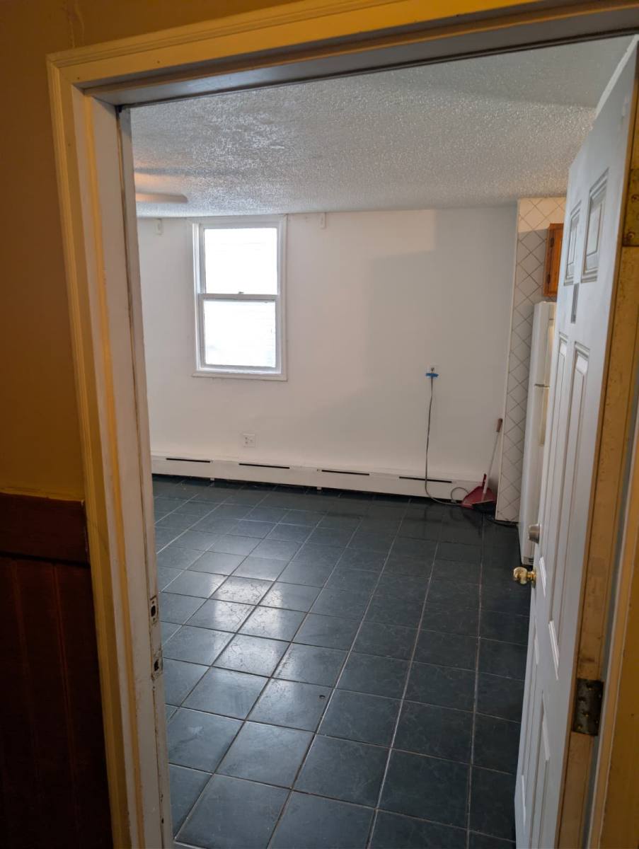 Apartment for rent at 76 Grove Ave #2, Staten Island, NY 10302