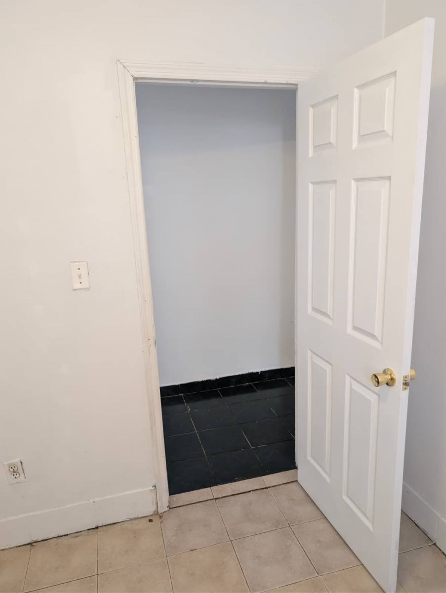 Apartment for rent at 76 Grove Ave #2, Staten Island, NY 10302