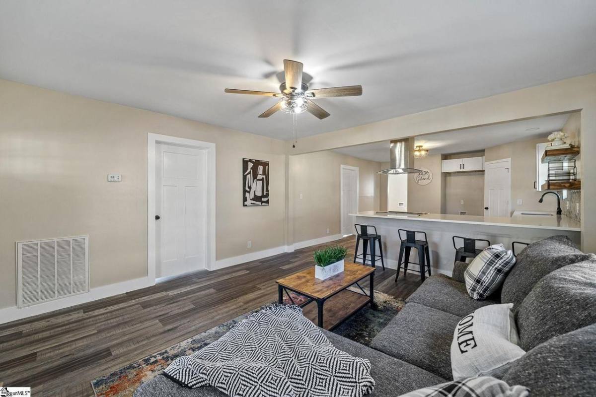 House for rent at 212 E Bearden St #212, Greer, SC 29651