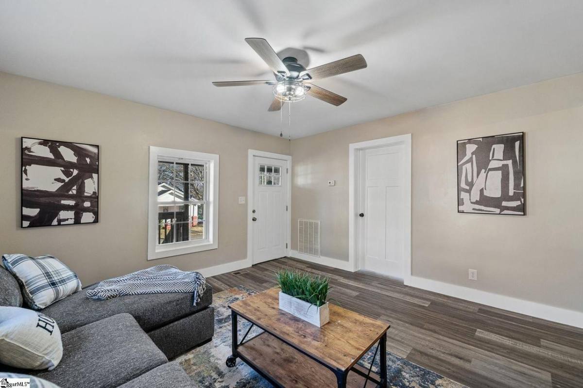 House for rent at 212 E Bearden St #212, Greer, SC 29651