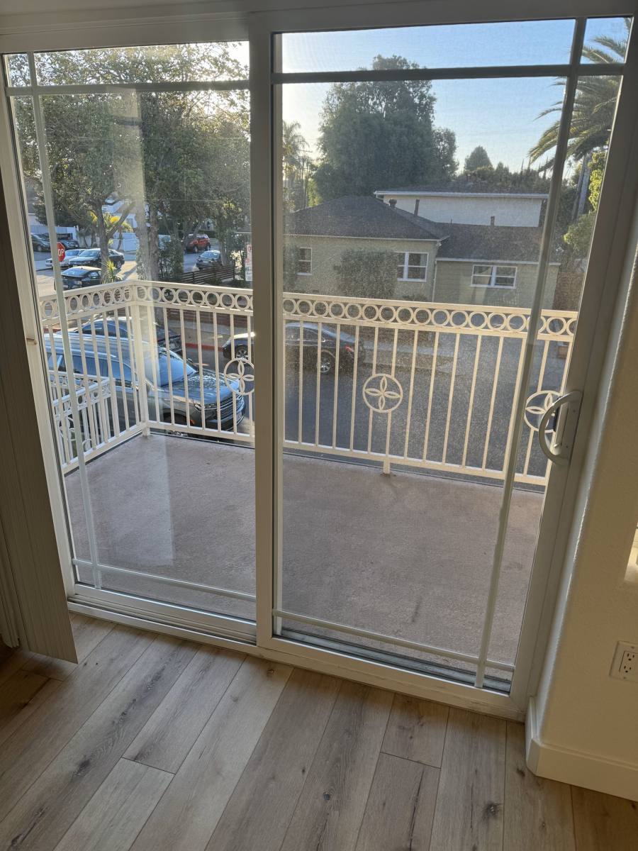 Apartment for rent at 4077 Inglewood Blvd #3, Los Angeles, CA 90066