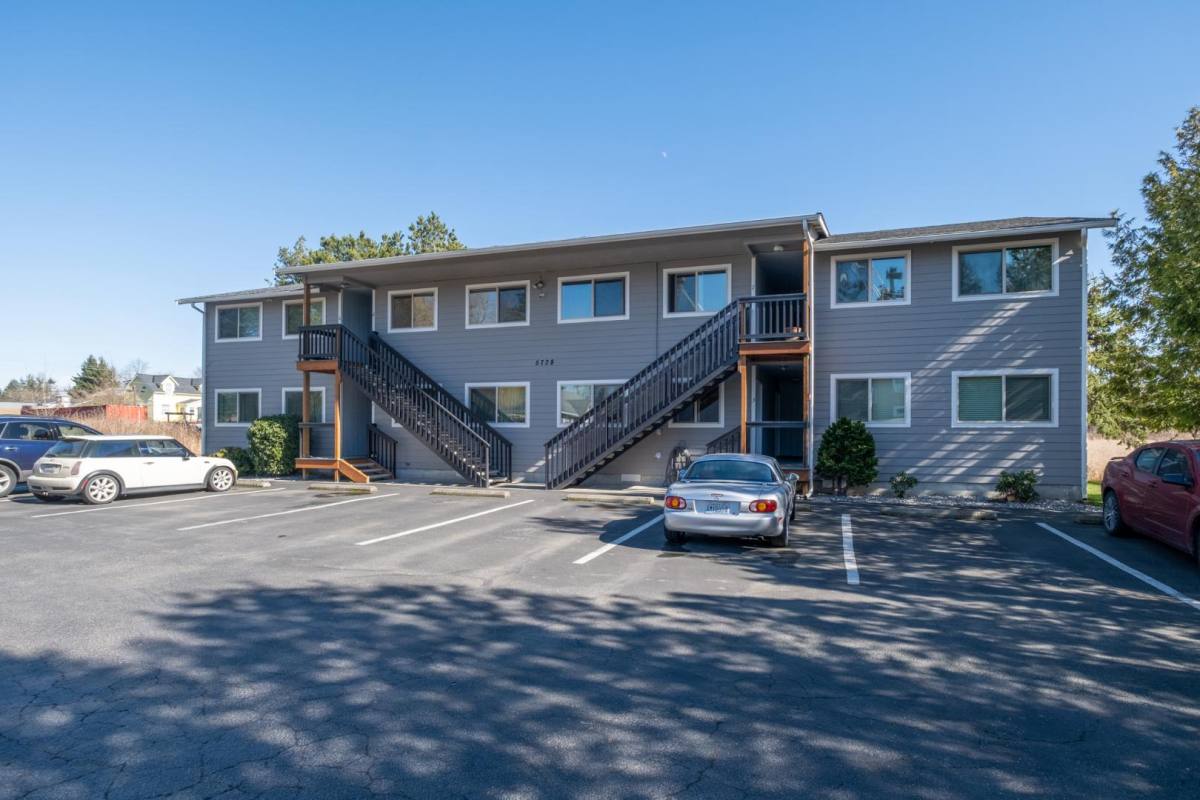 Apartment for rent at 5738 2nd Ave #5, Ferndale, WA 98248