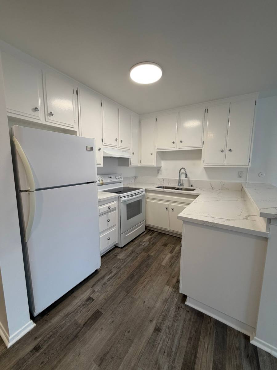 Apartment for rent at 1825 N Gramercy Place #311, Los Angeles, CA 90028