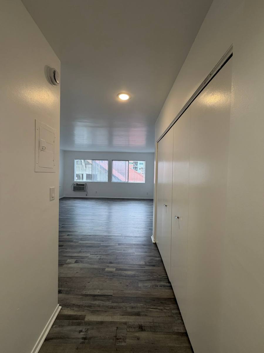 Apartment for rent at 1825 N Gramercy Place #311, Los Angeles, CA 90028