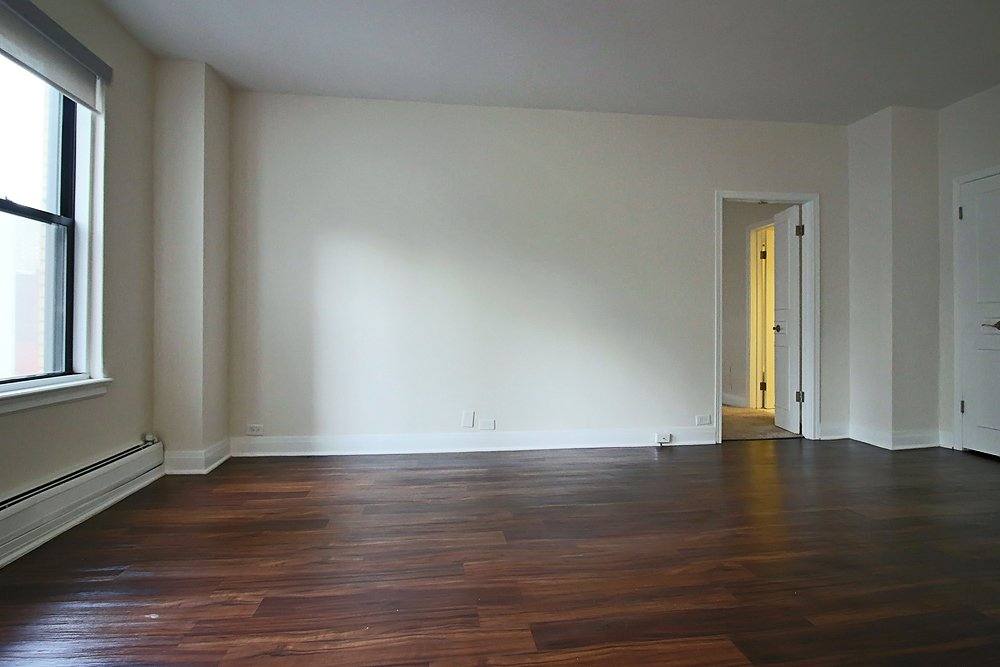 Apartment for rent at 212 E Chestnut St, Chicago, IL 60611
