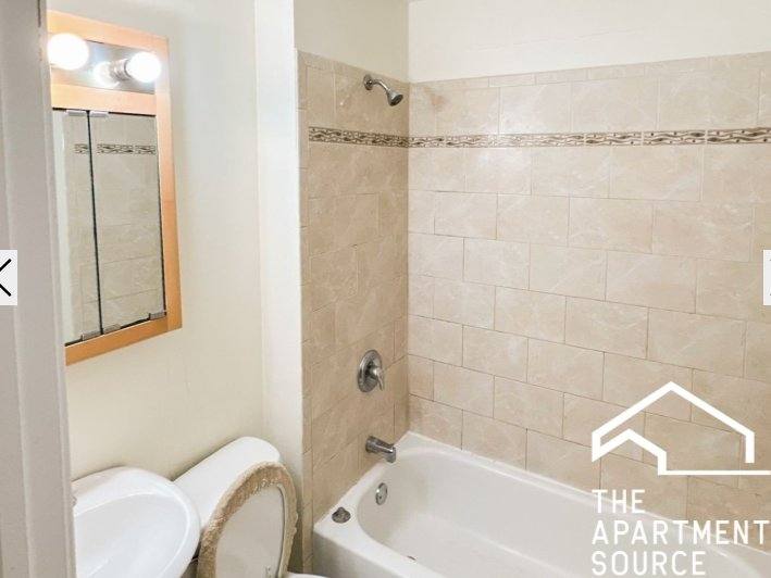 Apartment for rent at 2521 N Lincoln Ave #4, Chicago, IL 60614