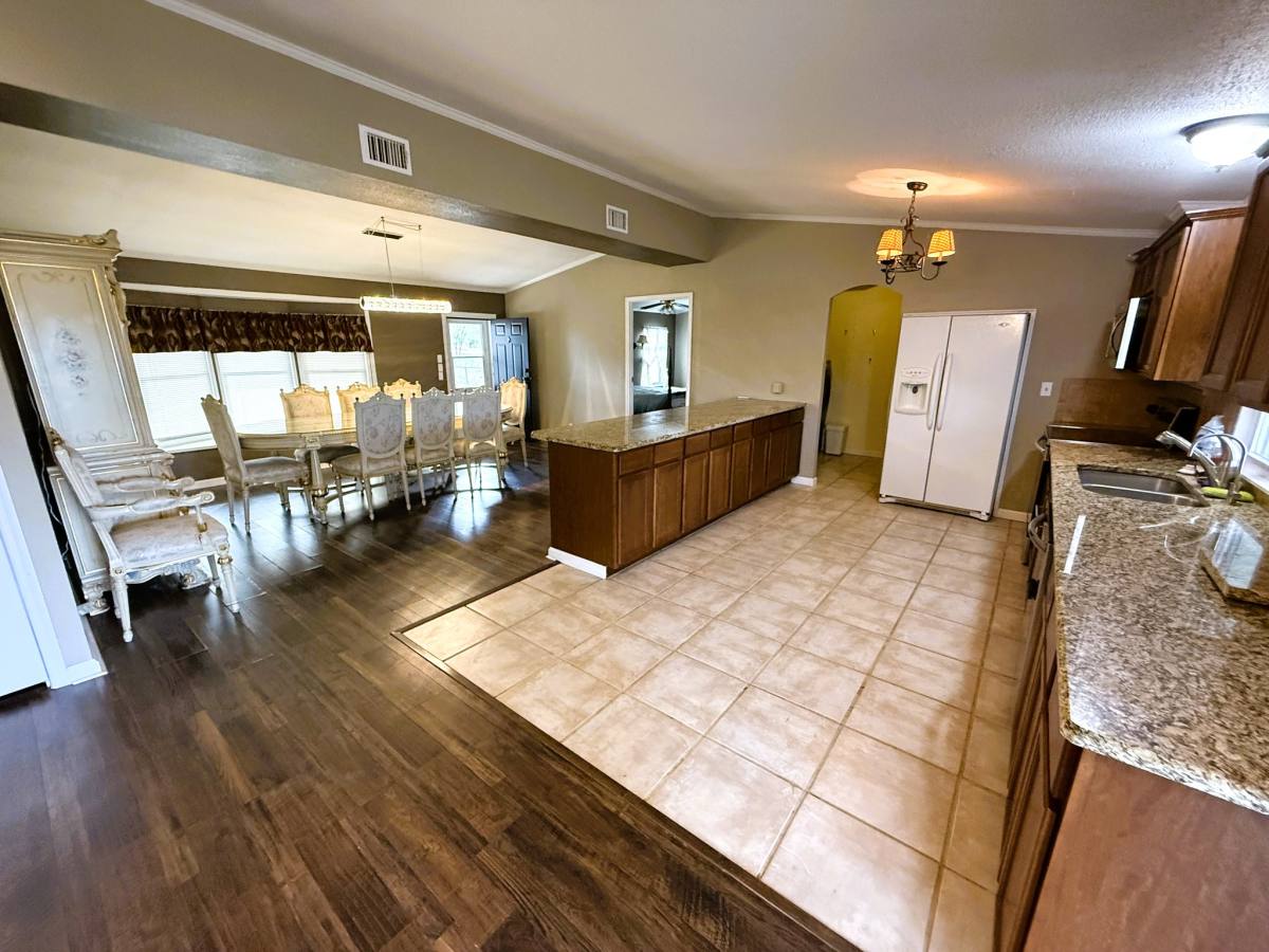 House for rent at 212 Thornton Lane, Pipe Creek, TX 78063