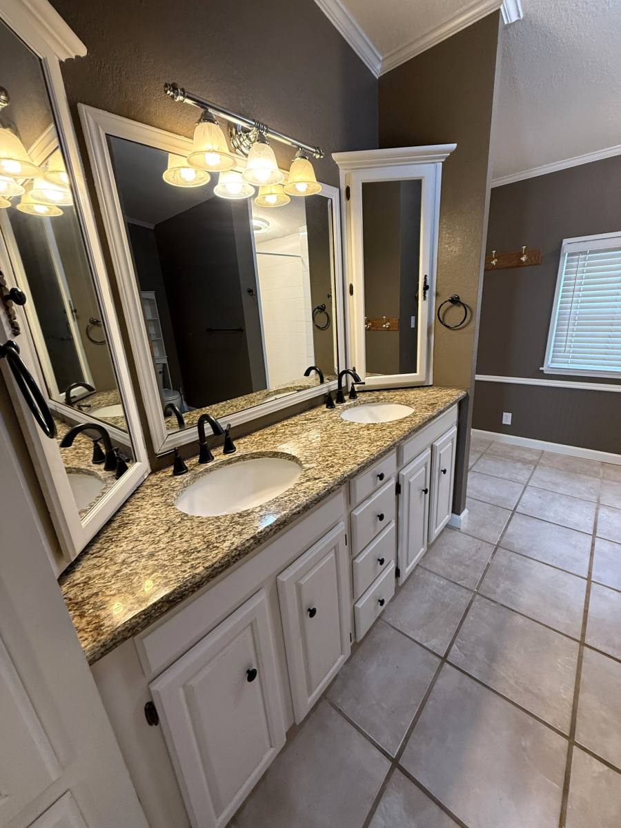 House for rent at 212 Thornton Lane, Pipe Creek, TX 78063