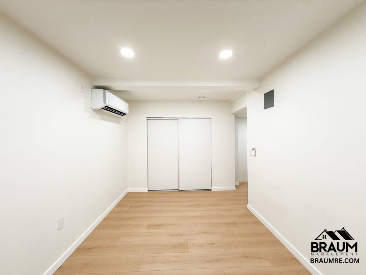 Apartment for rent at 15634 Leadwell Ave #13, Van Nuys, CA 91406