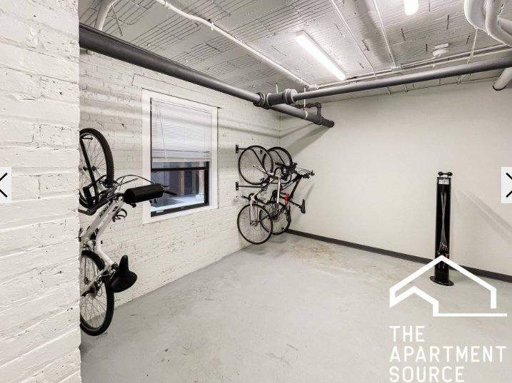Apartment for rent at 522 W Cornelia Ave #4, Chicago, IL 60657