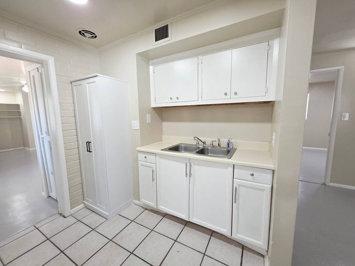 Townhouse for rent at 2031 E Silver St #B, Tucson, AZ 85719