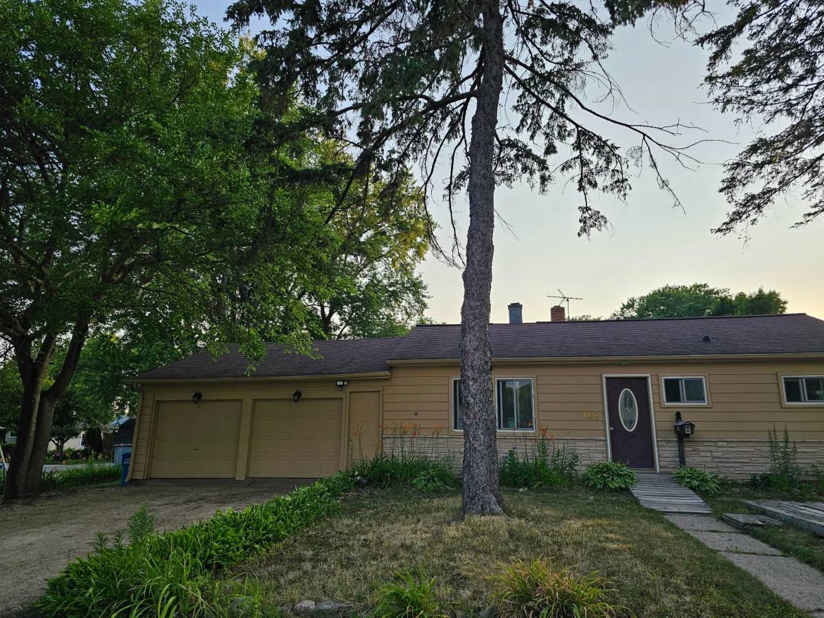 House for rent at 306 Hitchcook St, Baraboo, WI 53913
