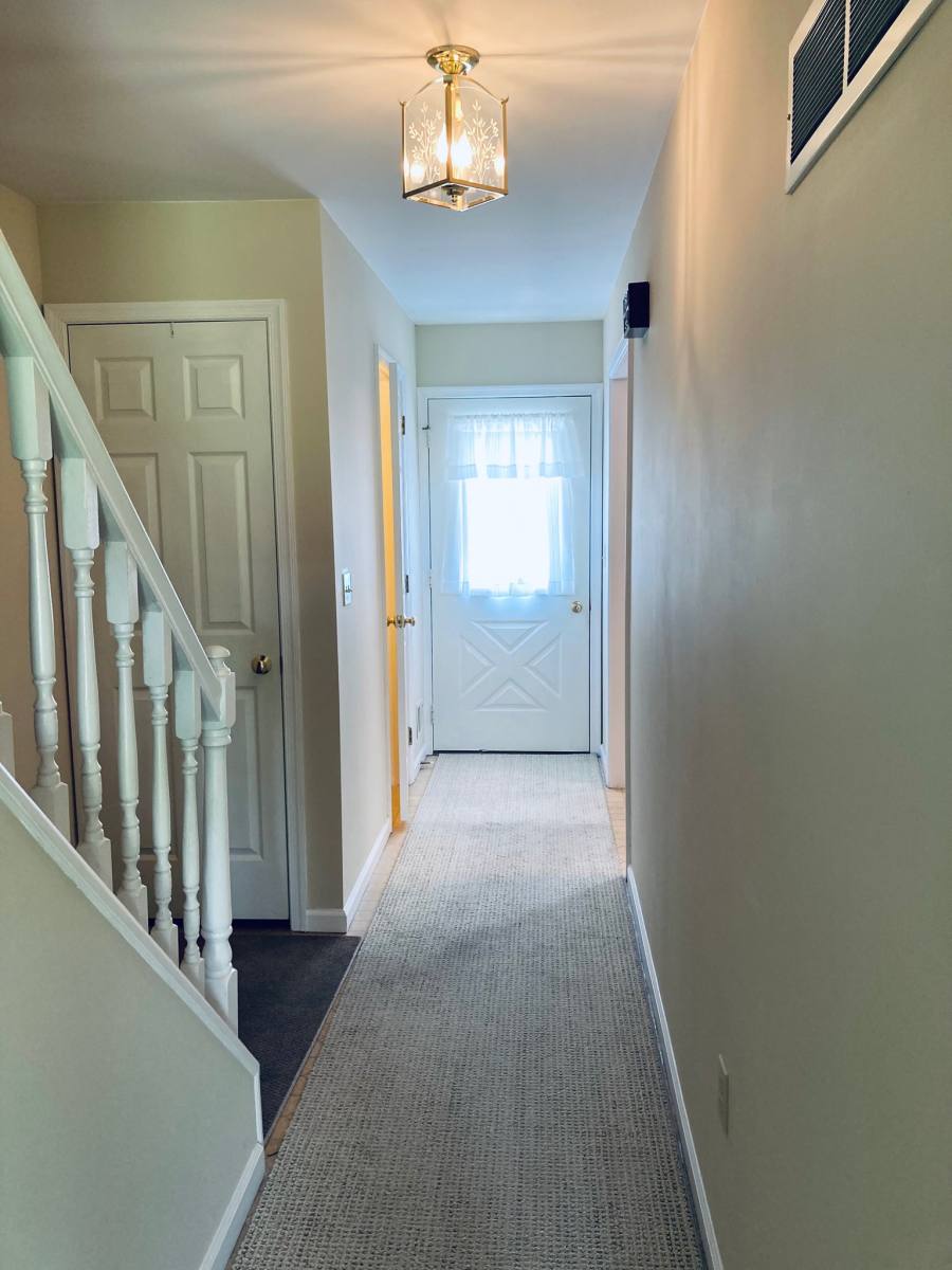 Townhouse for rent at 209 W Hamilton Ave, Myerstown, PA 17067