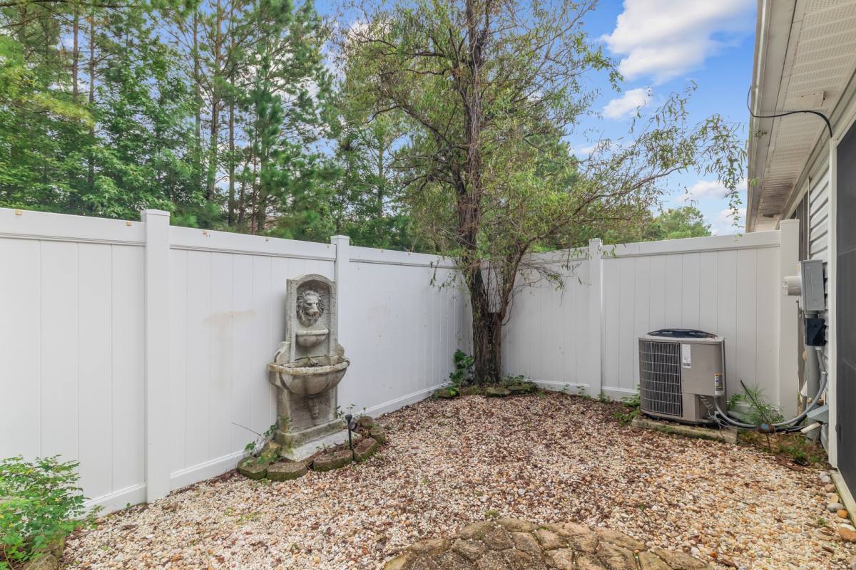 Townhouse for rent at 5010 Banister Loop, Jacksonville, NC 28546