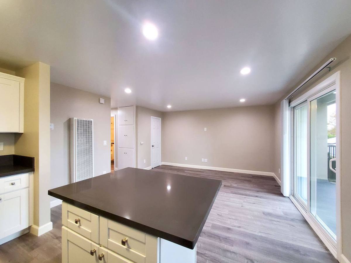 Apartment for rent at 215 H St, Chula Vista, CA 91910