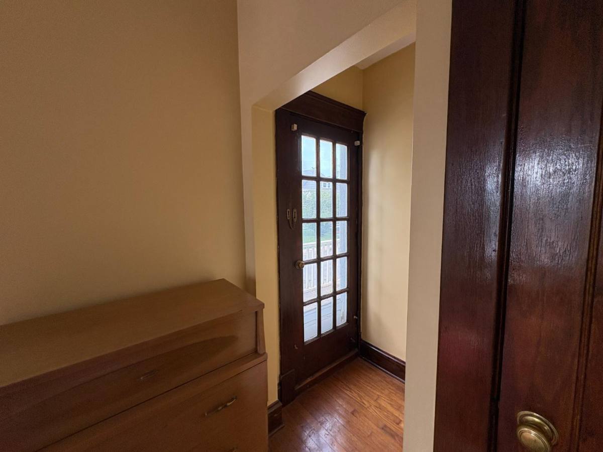 Apartment for rent at 639 Mulberry Ave #B, Clarksburg, WV 26301
