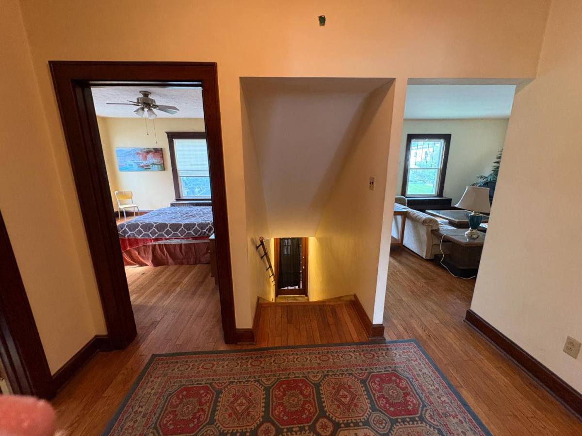 Apartment for rent at 639 Mulberry Ave #B, Clarksburg, WV 26301