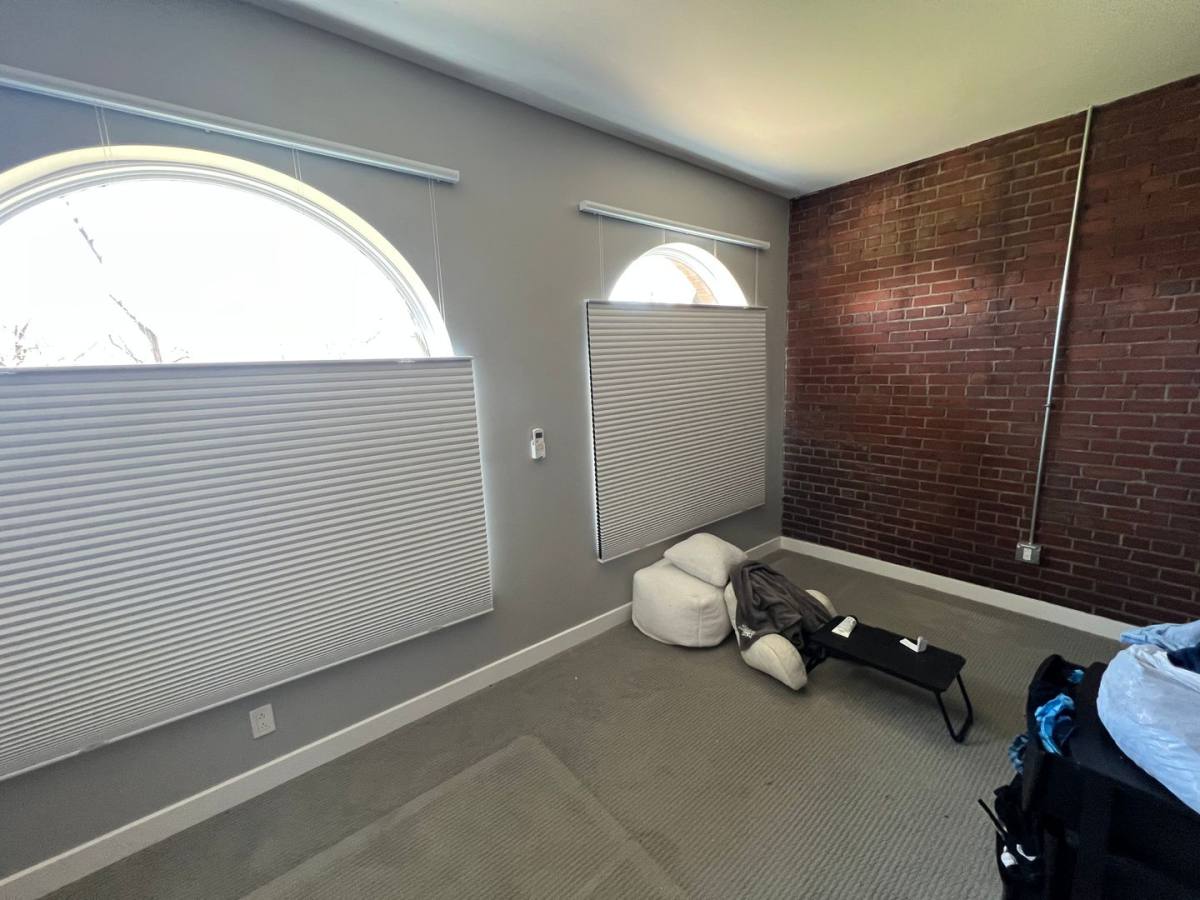 Apartment for rent at 16 Holland Ave, Braddock, PA 15104