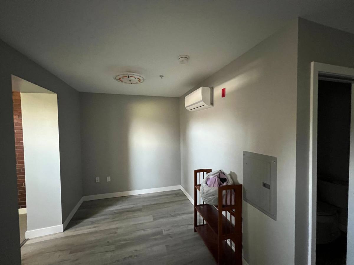 Apartment for rent at 16 Holland Ave, Braddock, PA 15104
