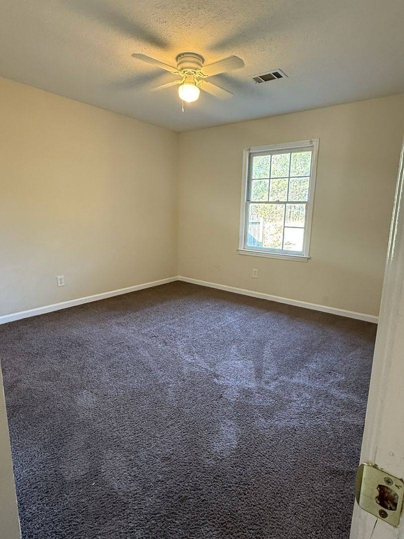 Apartment for rent at 10100 10102 Huntcliff, Covington, GA 30014