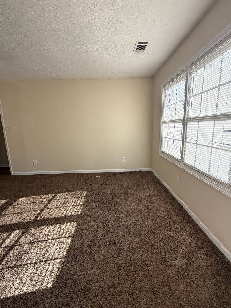 Apartment for rent at 10100 10102 Huntcliff, Covington, GA 30014