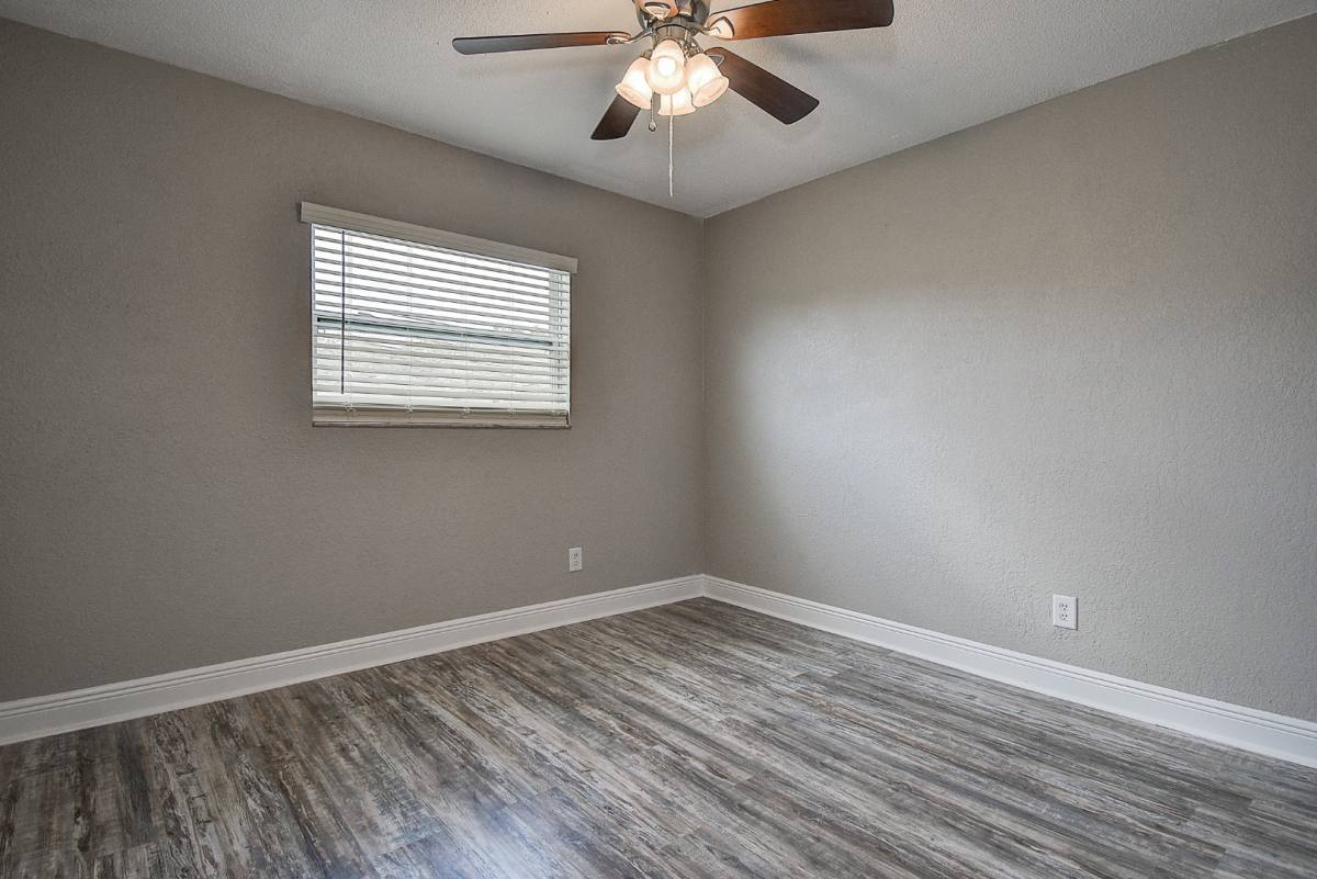 Apartment for rent at 550 50th Ave N #34, Saint Petersburg, FL 33703