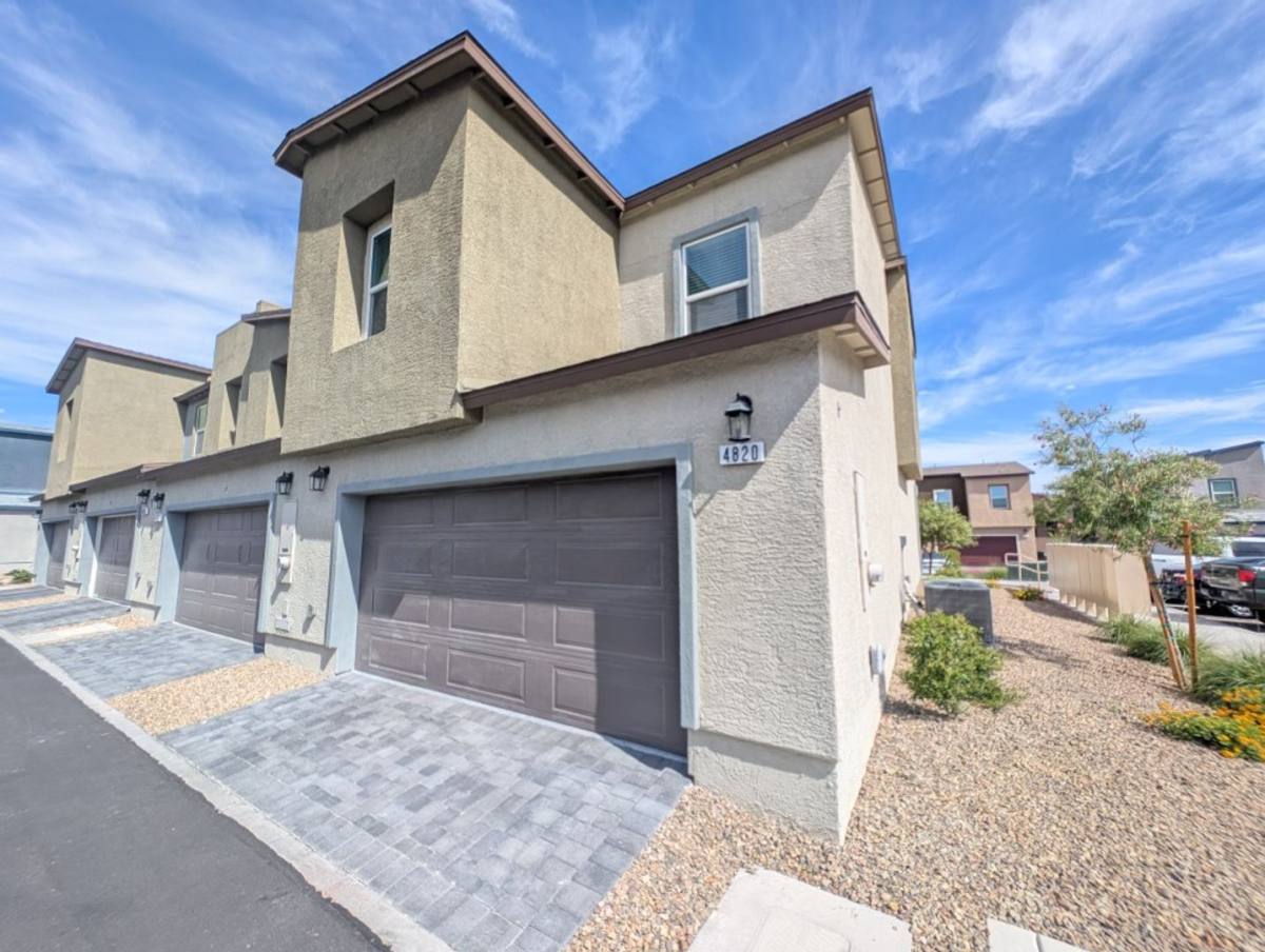 Townhouse for rent at 4820 Orchid Ridge Ave, Las Vegas, NV 89141