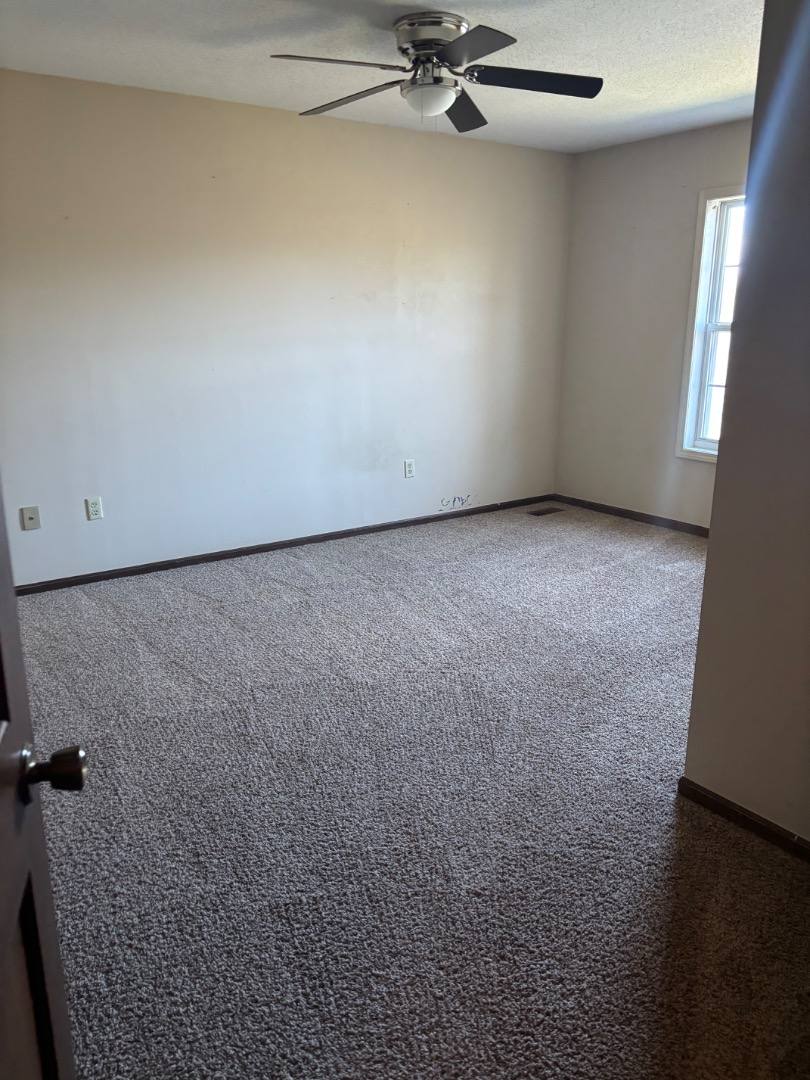 Townhouse for rent at 117 Ventura Ave #11, Jefferson City, MO 65109