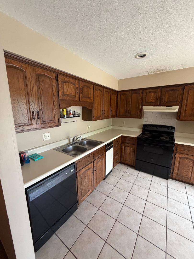 Townhouse for rent at 117 Ventura Ave #11, Jefferson City, MO 65109