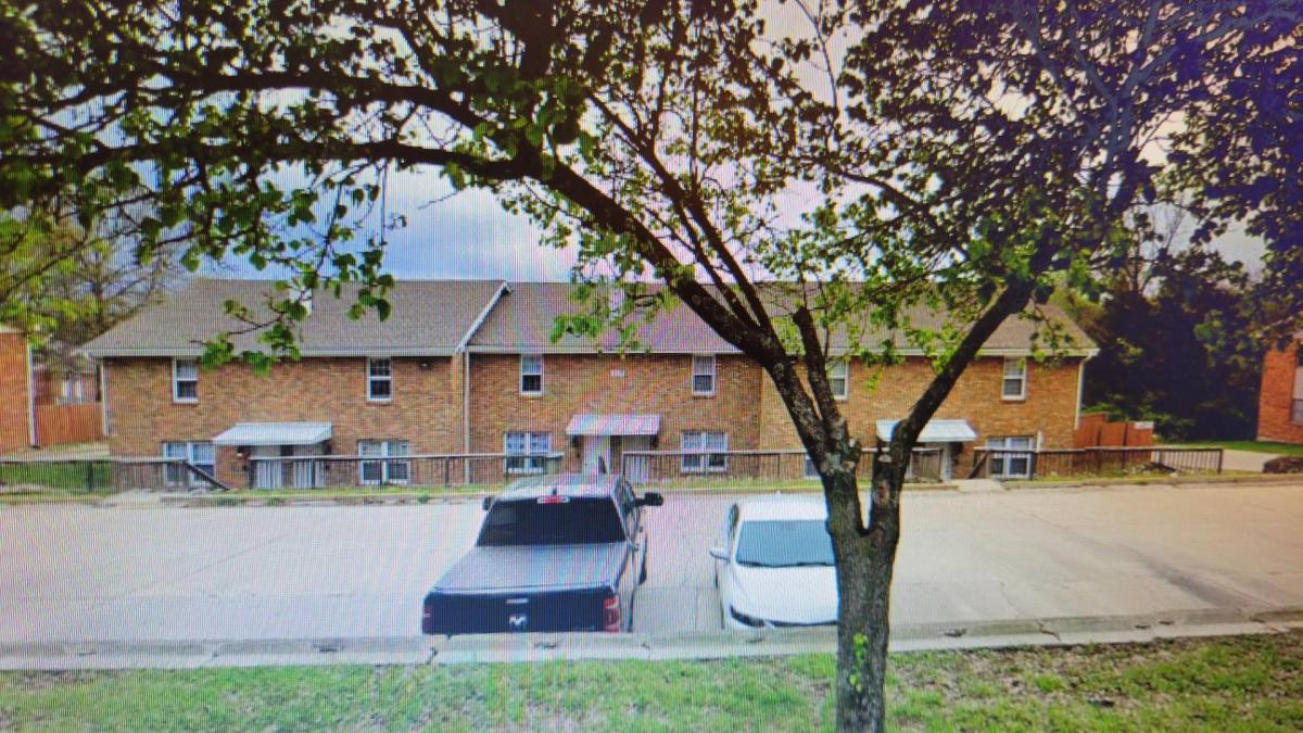 Townhouse for rent at 117 Ventura Ave #11, Jefferson City, MO 65109