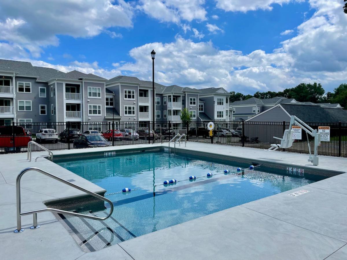 Apartment for rent at 2 Westledge Dr, Norwich, CT 06360