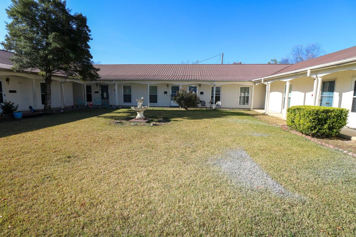 Apartment for rent at 201 21st St N, Pell City, AL 35125