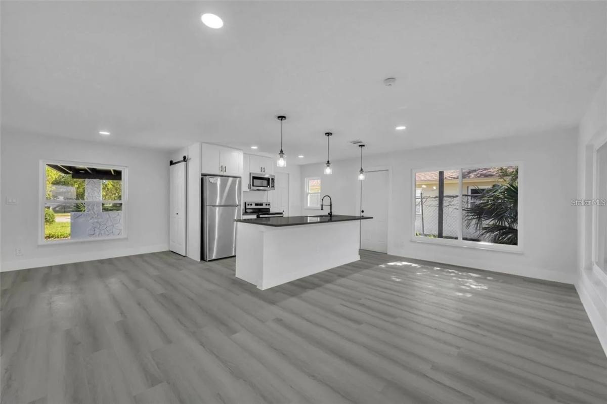 House for rent at 920 Lockhart St, Daytona Beach, FL 32114