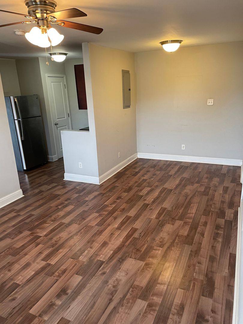 Apartment for rent at 2309 Baronne St, New Orleans, LA 70130