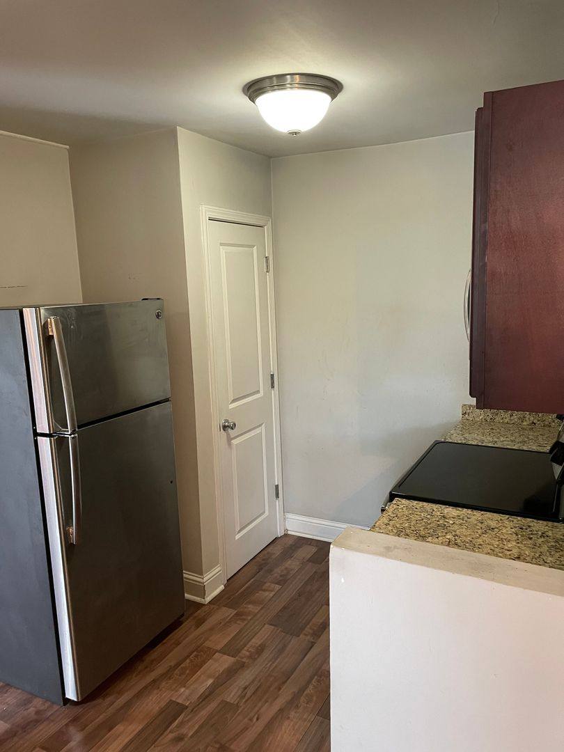 Apartment for rent at 2309 Baronne St, New Orleans, LA 70130