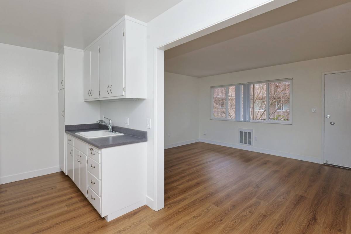 Apartment for rent at 540 Callan Ave, San Leandro, CA 94577