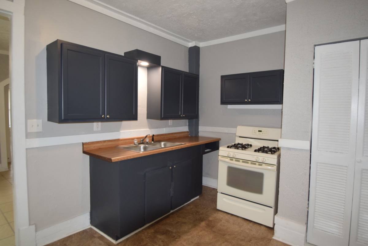 Apartment for rent at 1040 Division St, Indianapolis, IN 46221