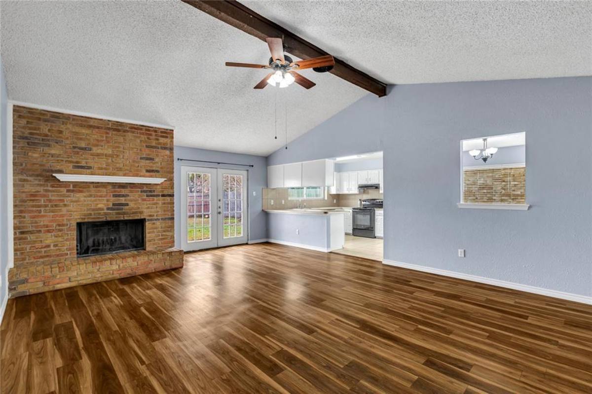 House for rent at 7221 Misty Meadow Dr S, Fort Worth, TX 76133
