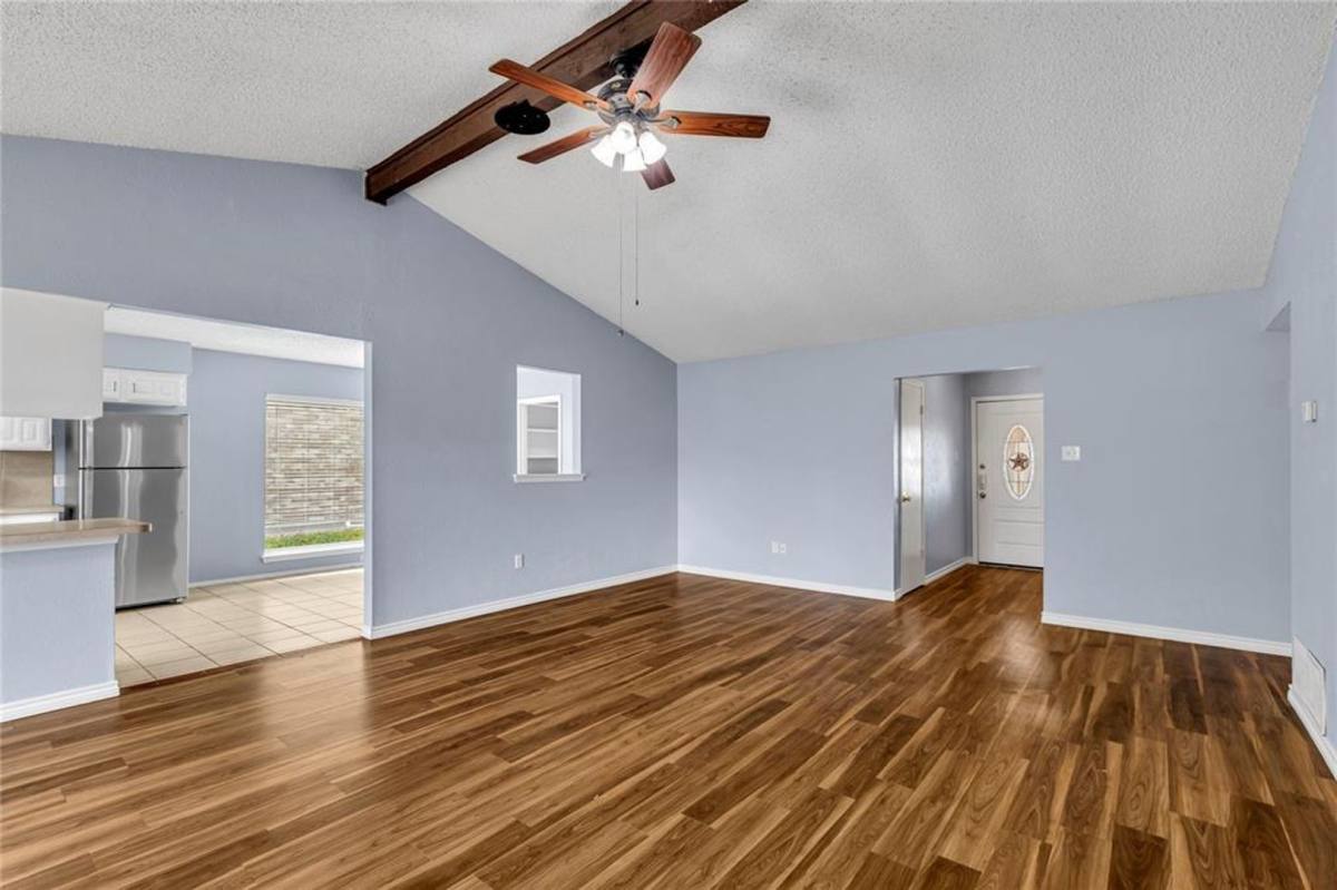 House for rent at 7221 Misty Meadow Dr S, Fort Worth, TX 76133