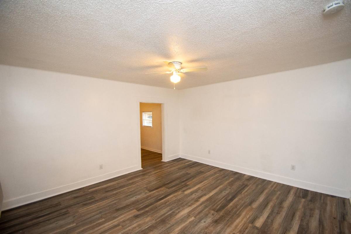 Apartment for rent at 421 W Main St #2, Williamsburg, OH 45176